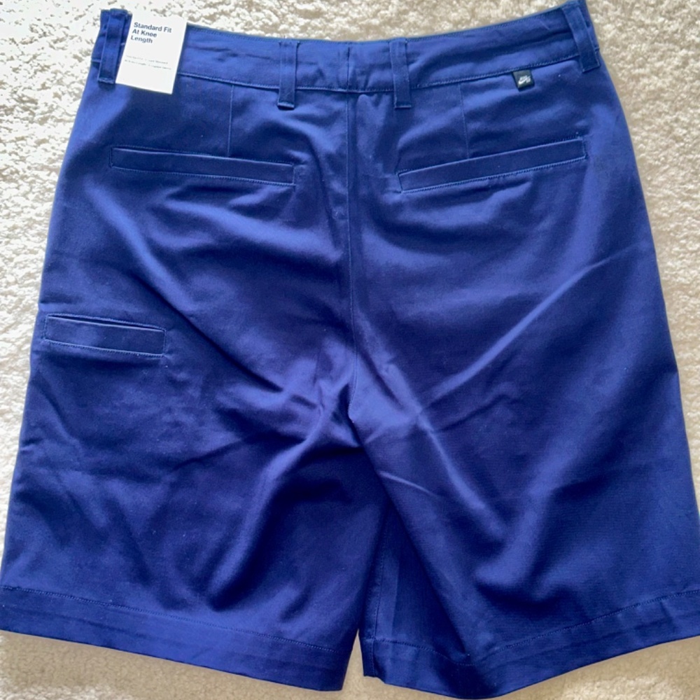 Nwt Nike Men’s SB Shorts Size 32 M